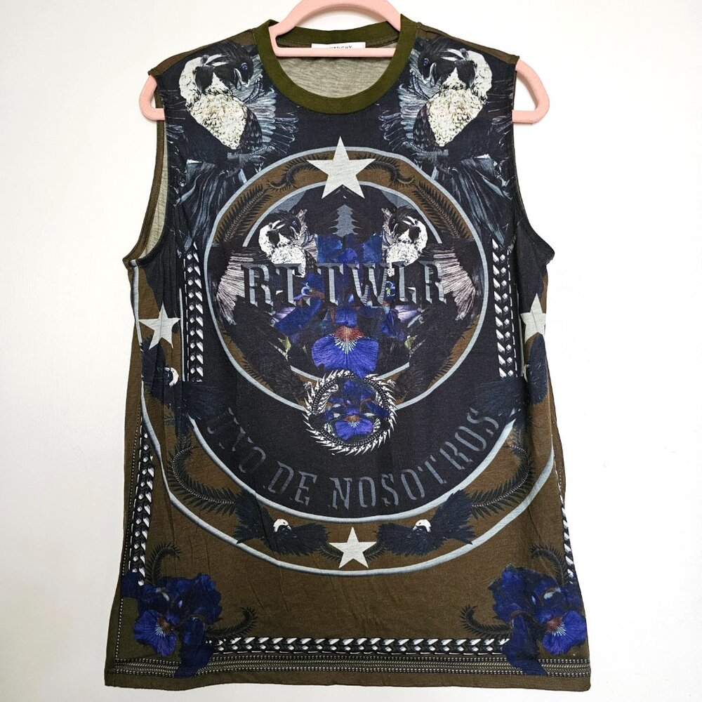 Givenchy Paris Men’s RT TWLR Uno De Nosotros Sleeveless Top, S, Olive